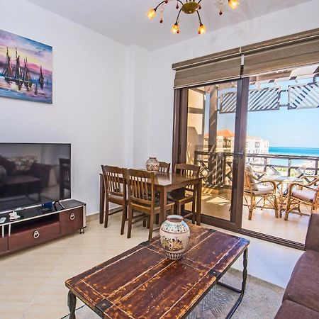 Premium Sea View 2 Bedrooms 2 Bathrooms Apartment Located Within Gravity Hotel & Aquapark Hurgada Dış mekan fotoğraf