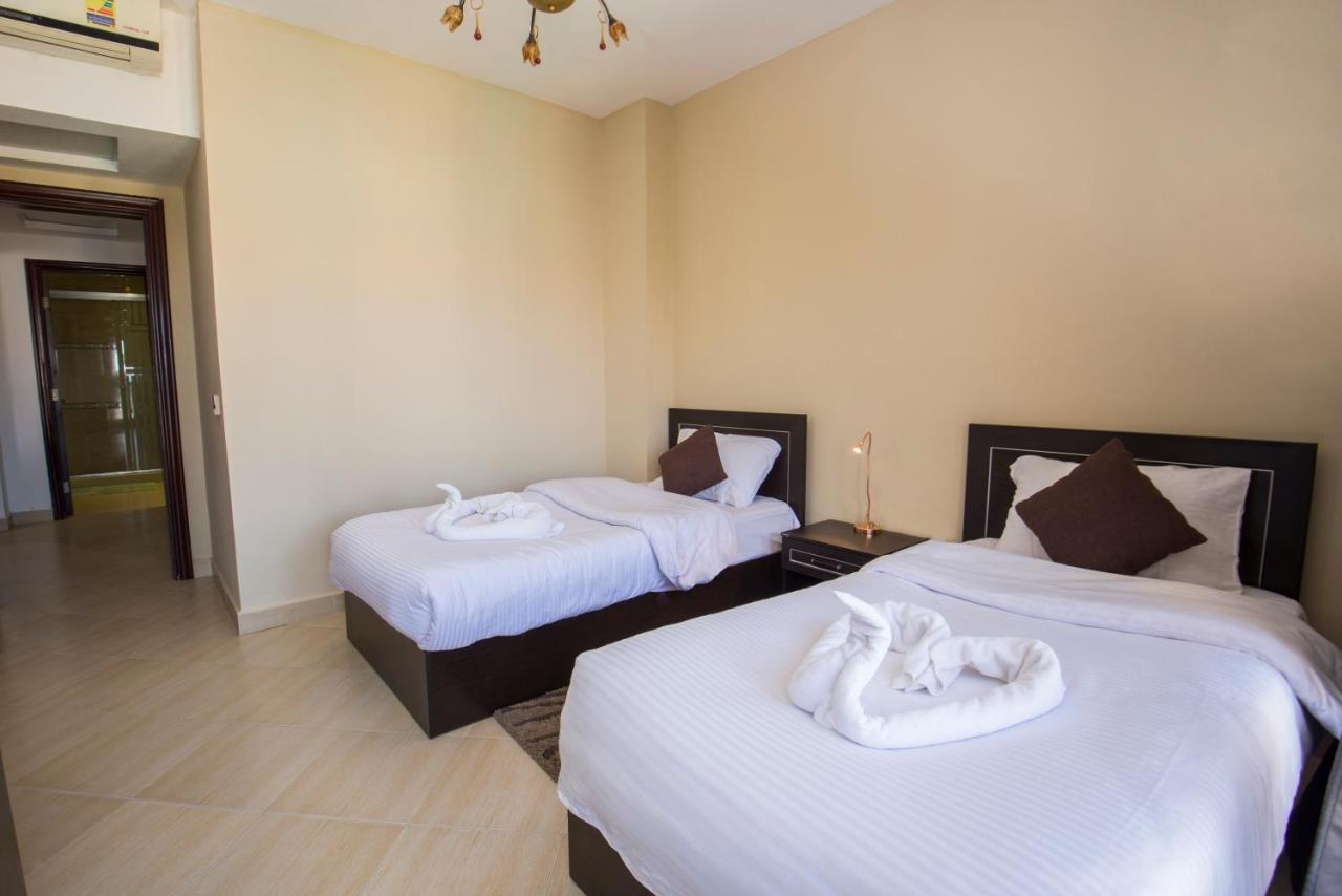Premium Sea View 2 Bedrooms 2 Bathrooms Apartment Located Within Gravity Hotel & Aquapark Hurgada Dış mekan fotoğraf