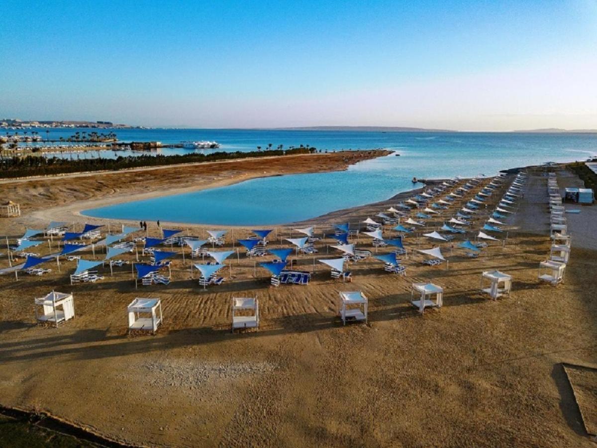 Premium Sea View 2 Bedrooms 2 Bathrooms Apartment Located Within Gravity Hotel & Aquapark Hurgada Dış mekan fotoğraf